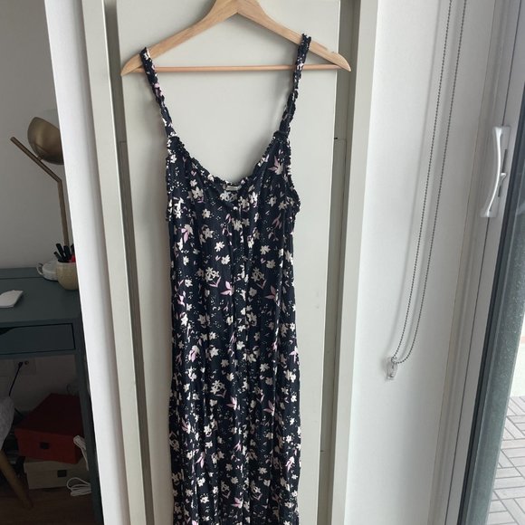 Billabong Dresses & Skirts - Billabong Sweet Edges Dress in Navy (photos in pink to show fit)